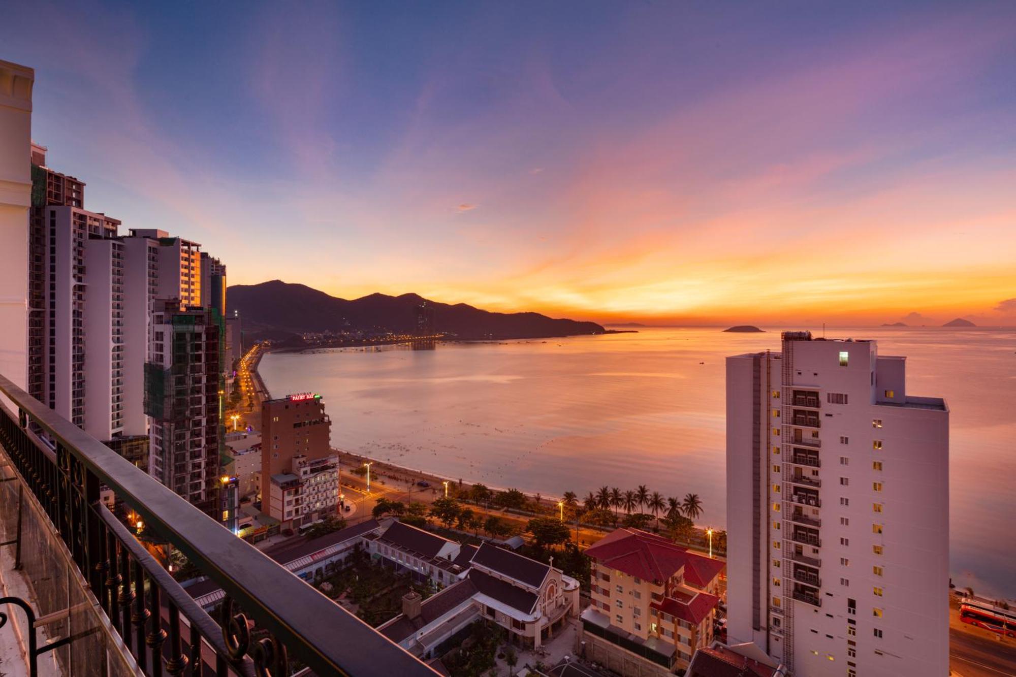 Daphovina Hotel Nha Trang Ngoại thất bức ảnh