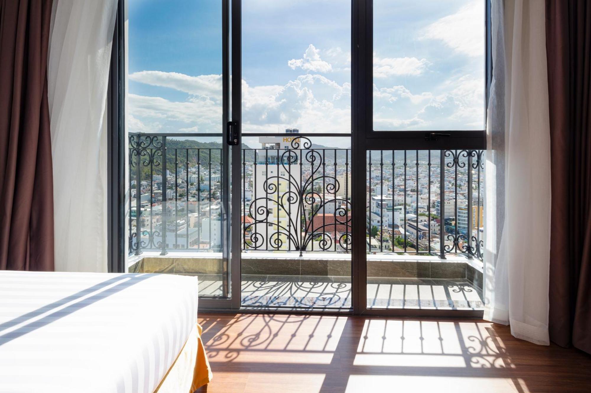 Daphovina Hotel Nha Trang Ngoại thất bức ảnh